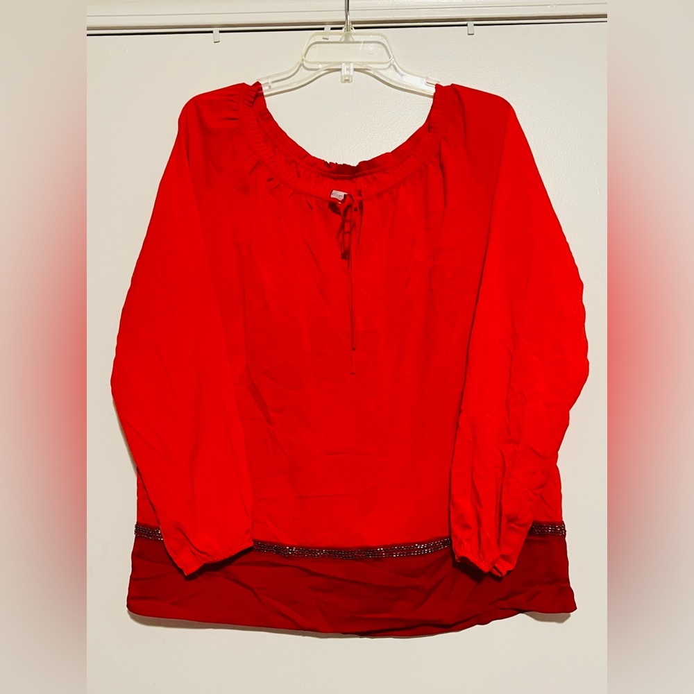 Women’s blouse